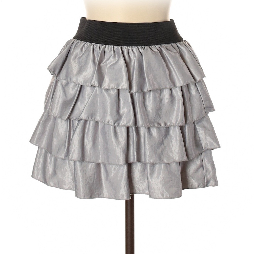 Material Girl Silver Metallic Ruffled Mini Skirt - Picture 1 of 12